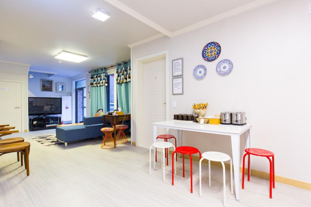 Oh Blue Guesthouse Сеул Номер фото